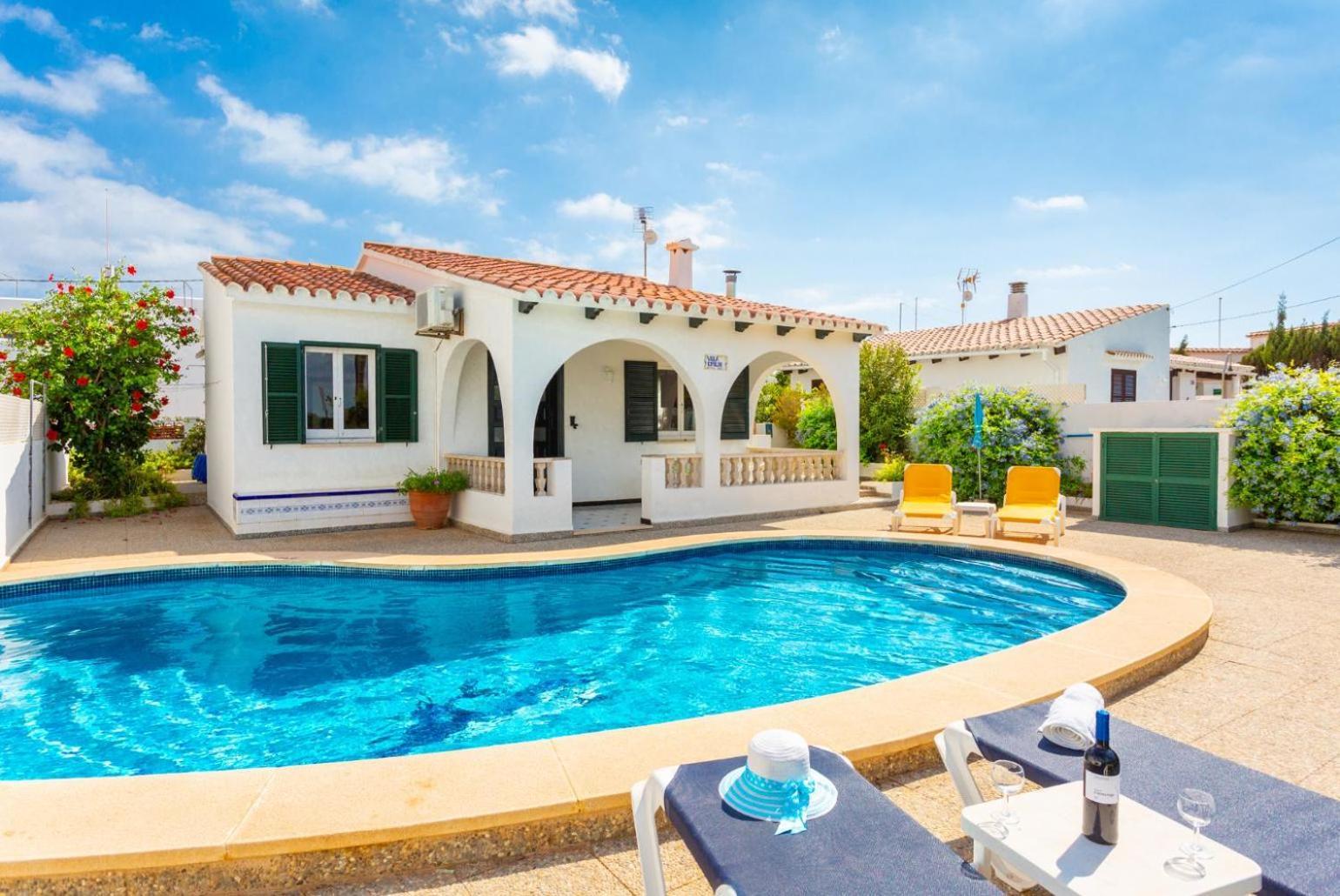 Villa Emilio Cala En Porter  Exterior photo